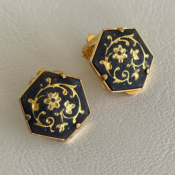 Vintage Jewelry - Vintage Damascene Toledo Gold & Black Hexagonal Clip-On Earrings